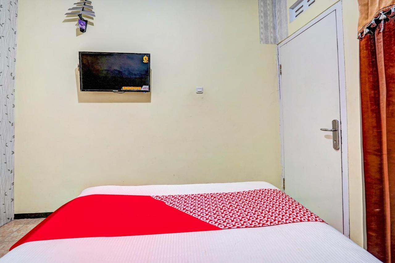 Super Oyo 90642 Lancar Homestay Syariah Tlekung Eksteriør bilde